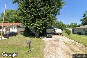 12 E Bluff St, Amboy, IL 61310