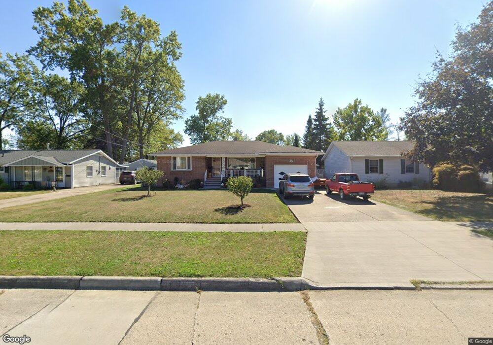 2044 E 37th St, Lorain, OH 44055 - photo 1