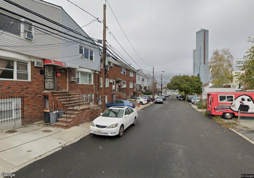 19 Alan Terrace unit 19, Jersey City, NJ 07306 - photo 1