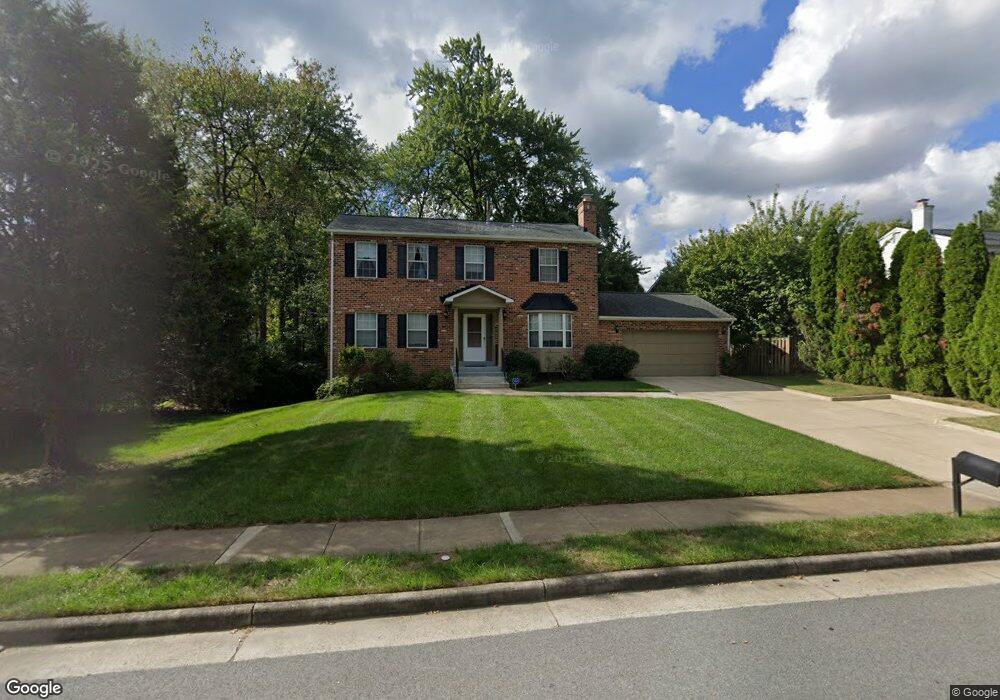 8009 Oak St, Dunn Loring, VA 22027 - photo 1