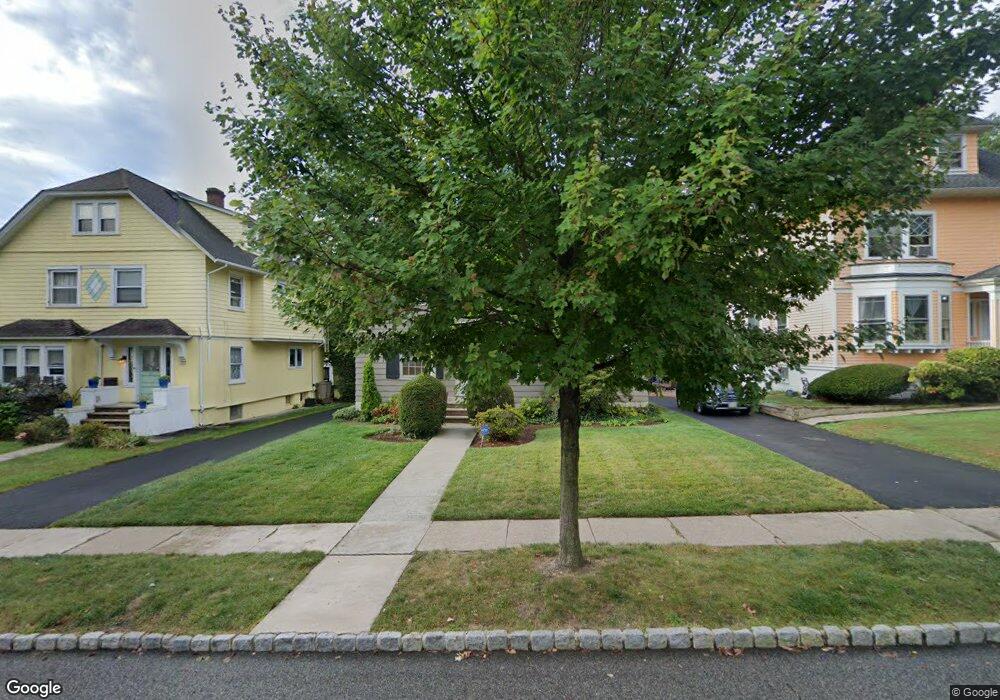 13 Gardiner Place, Montclair, NJ 07042 - photo 1