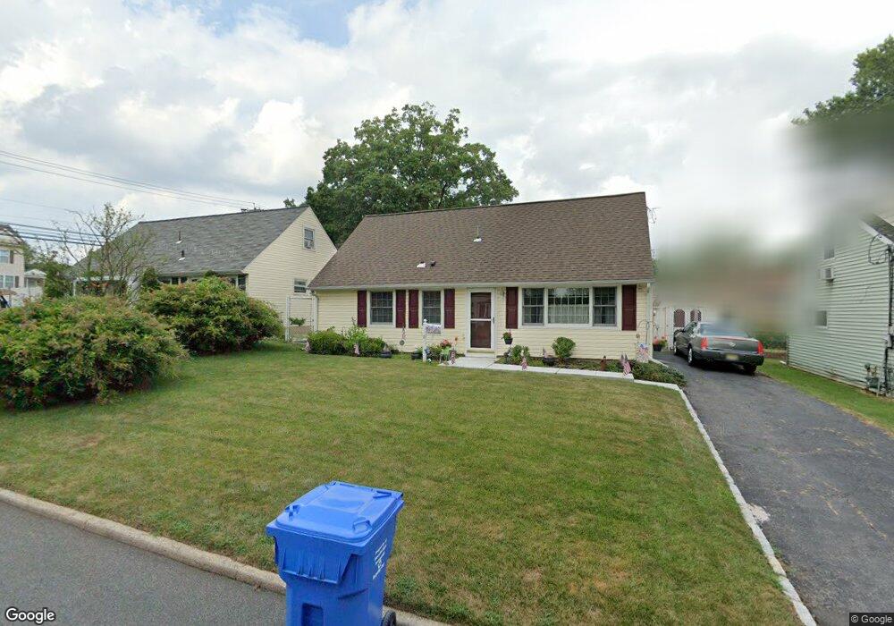 5 W Louis Place, Iselin, NJ 08830 - photo 1