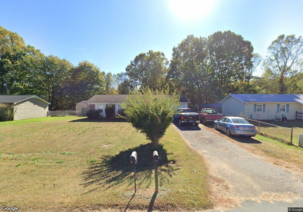 340 Weatherford Dr, King, NC 27021 - photo 1