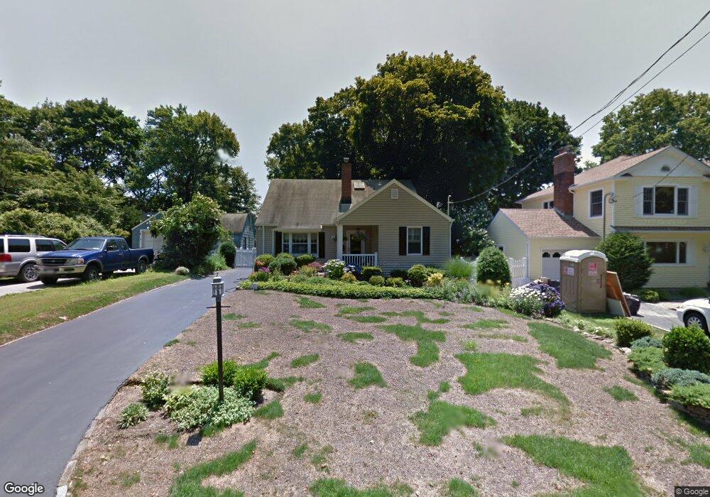 7 Hill Dr, Glen Head, NY 11545 - photo 1