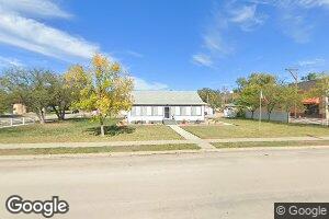 201 W Pine St, Philip, SD 57567