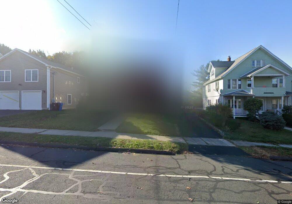 198 Mcclintock St unit B, New Britain, CT 06053 - photo 1