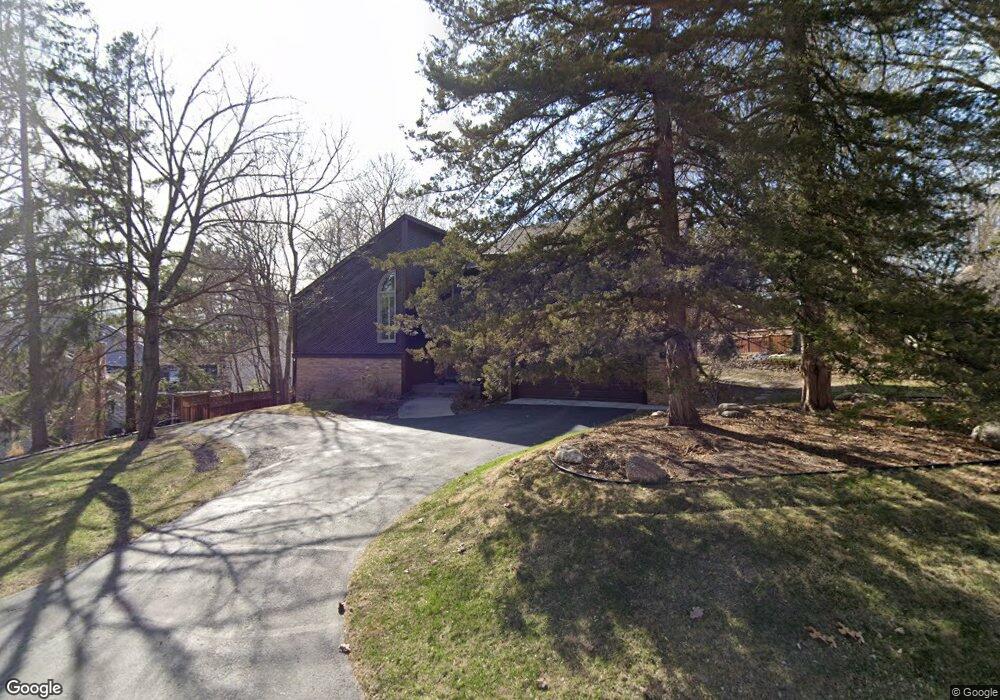 5216 Highland Rd, Minnetonka, MN 55345 - photo 1