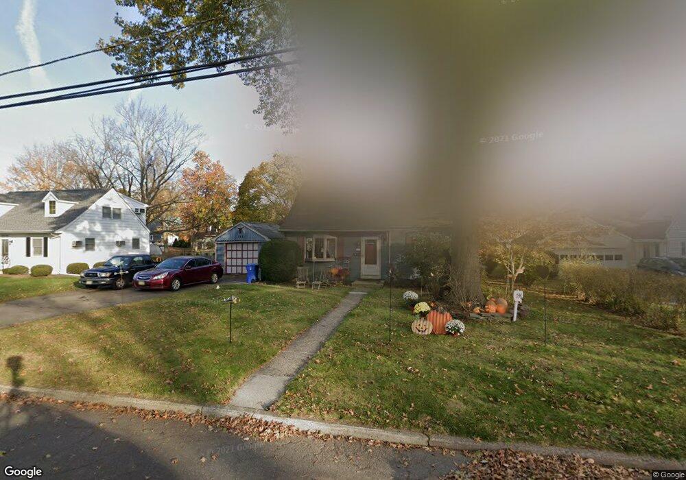 195 Coombs Dr, Paramus, NJ 07652 - photo 1