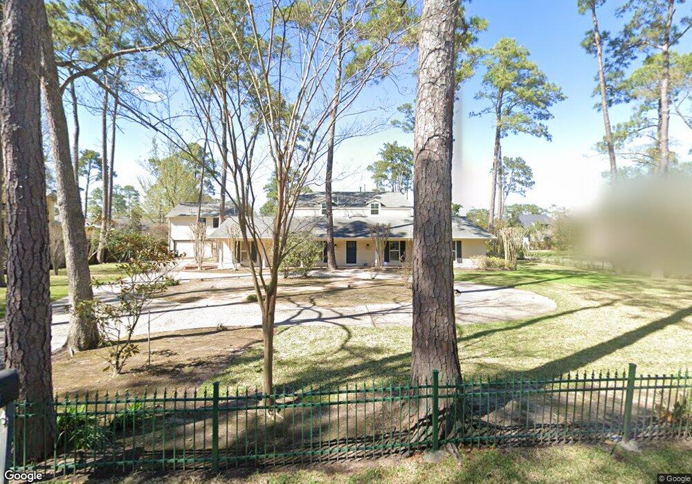 2 Bending Oaks Ln, Houston, TX 77024 - photo 1