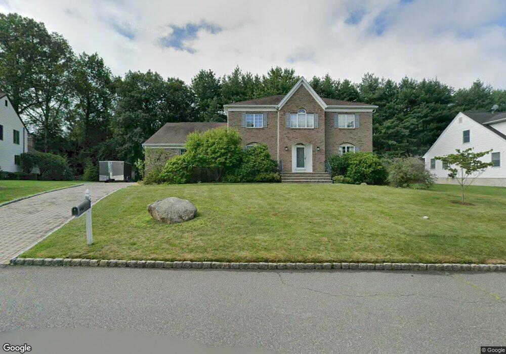 6 Stonewall Ct, Mahwah, NJ 07430 - photo 1