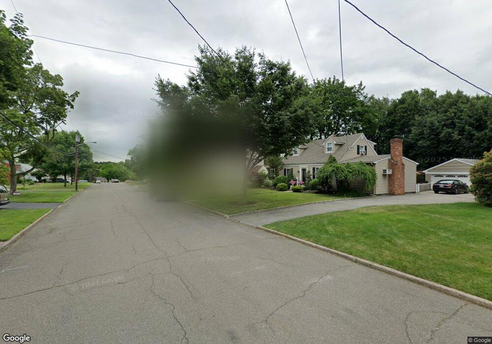 174 Coombs Dr, Paramus, NJ 07652 - photo 1