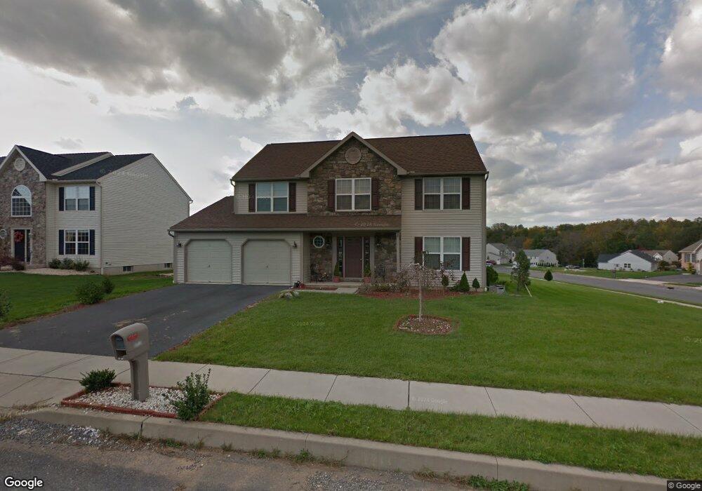 1036 Rosebud St, Reading, PA 19605 - photo 1