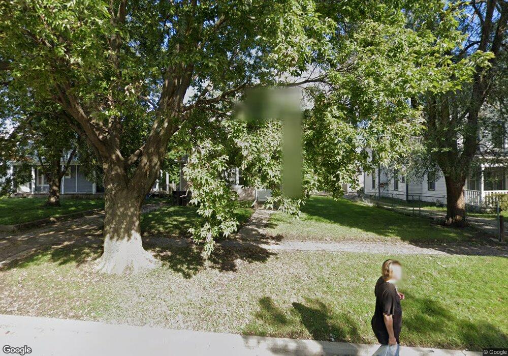 1215 23rd St, Des Moines, IA 50311 - photo 1