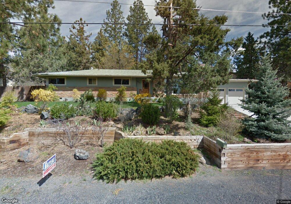 1510 NW Saginaw Ave, Bend, OR 97701 - photo 1