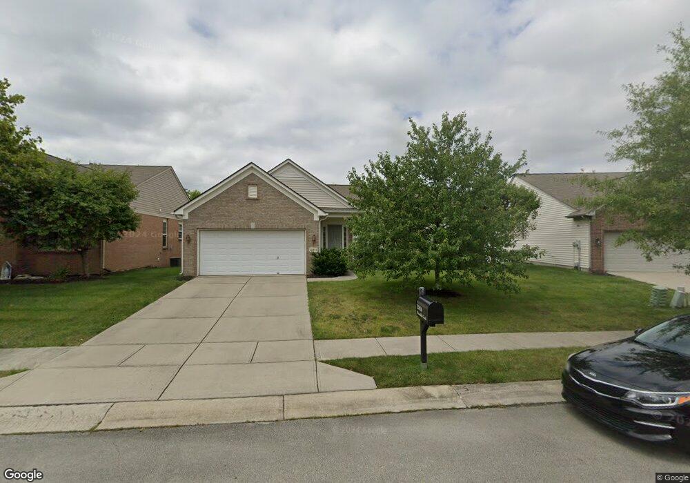 12814 Piccadily Cir, Fishers, IN 46037 - photo 1
