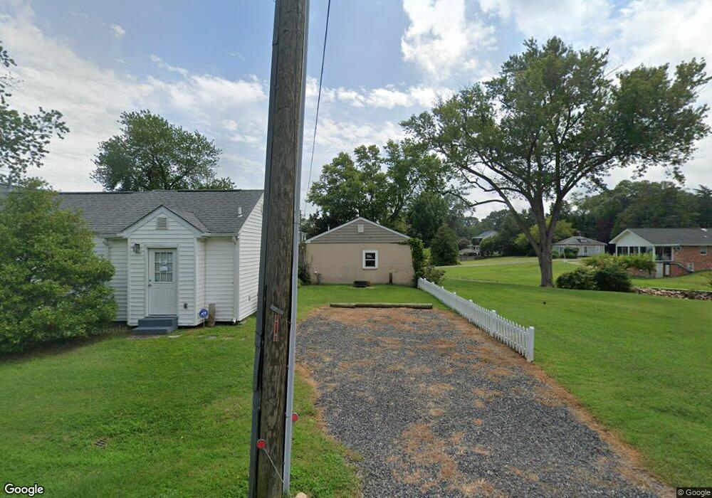 14 5th St, Colonial Beach, VA 22443 - photo 1