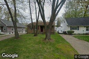 212 Richard Ave, Lansing, MI 48917