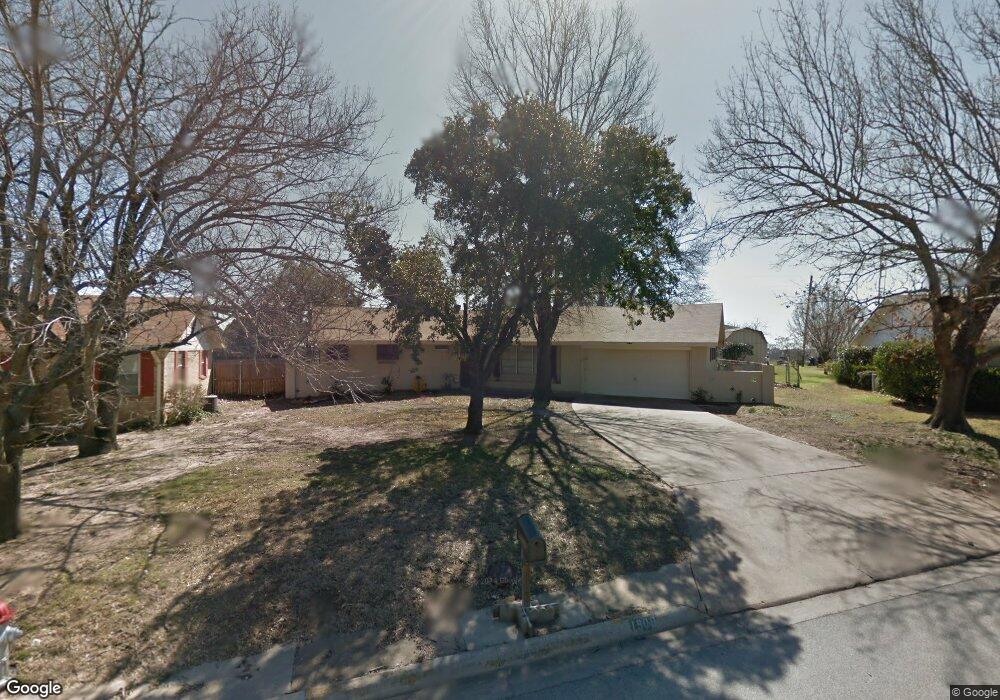 1909 Tulane Ave, Gainesville, TX 76240 - photo 1