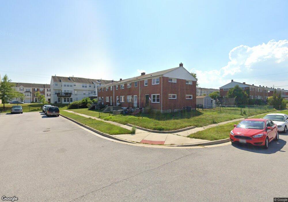 9616 Conmar Rd, Middle River, MD 21220 - photo 1