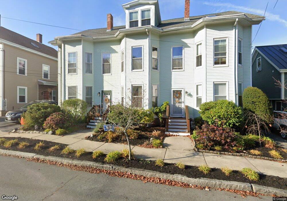 10 Dalton St unit 2, Newburyport, MA 01950 - photo 1