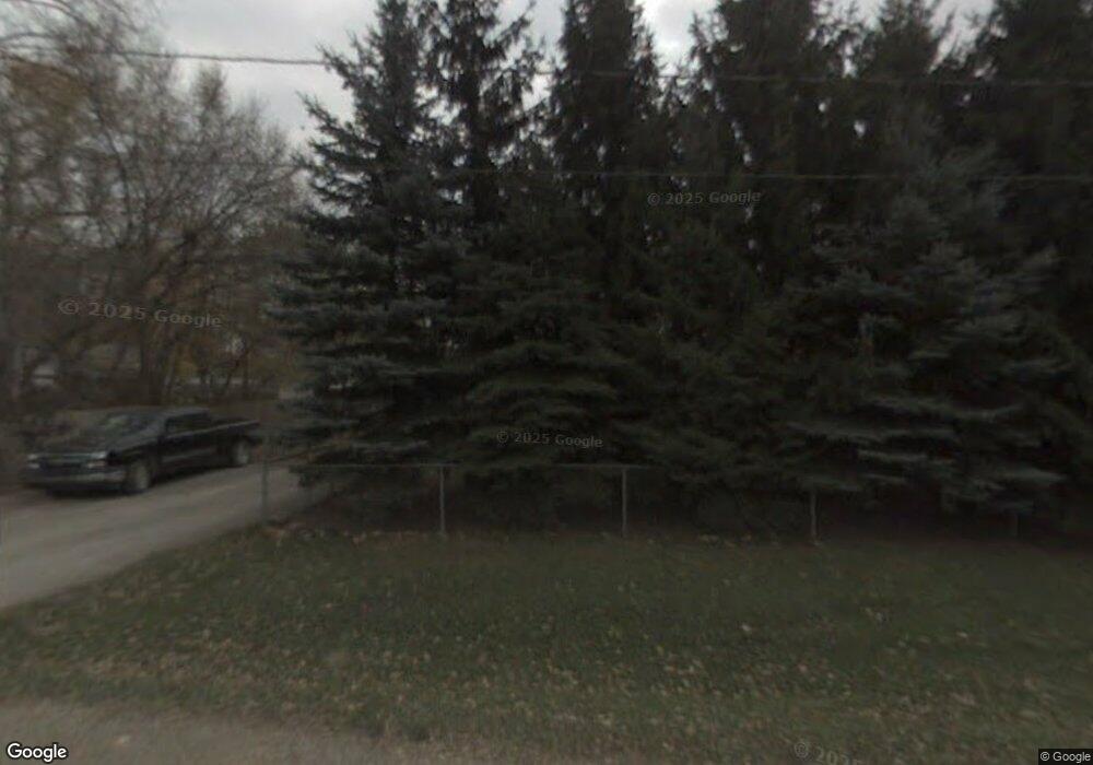 2215 Labelle St, Lansing, MI 48911 - photo 1