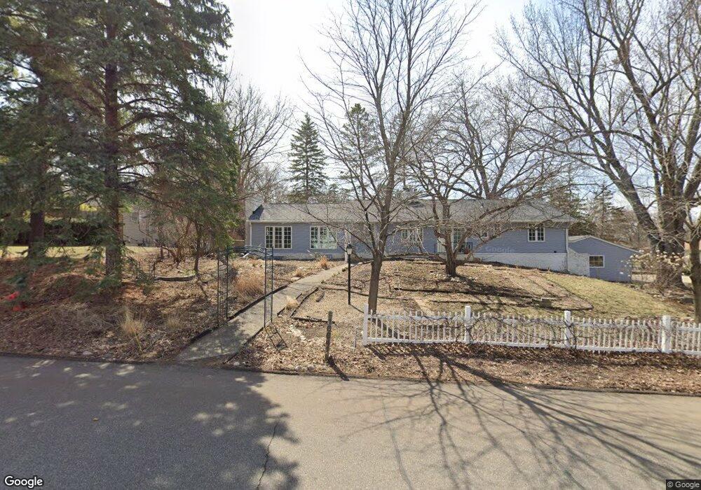 16641 Devon Dr, Minnetonka, MN 55345 - photo 1