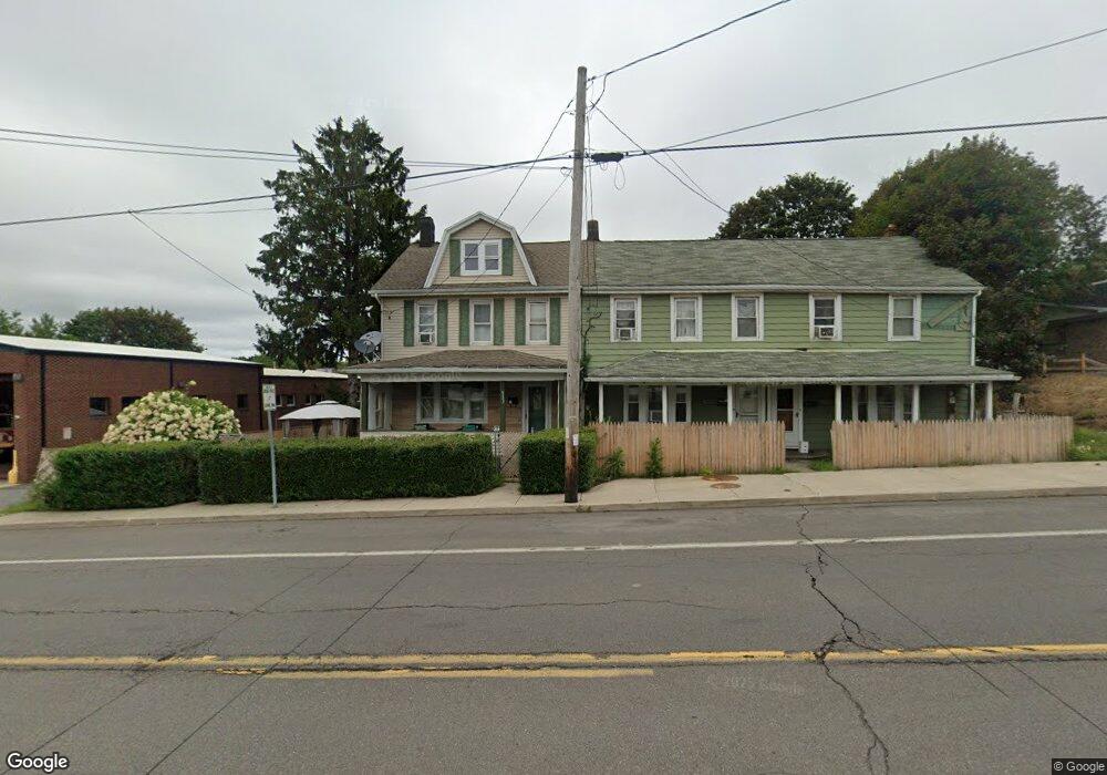 533 E Broad St, Hazleton, PA 18201 - photo 1