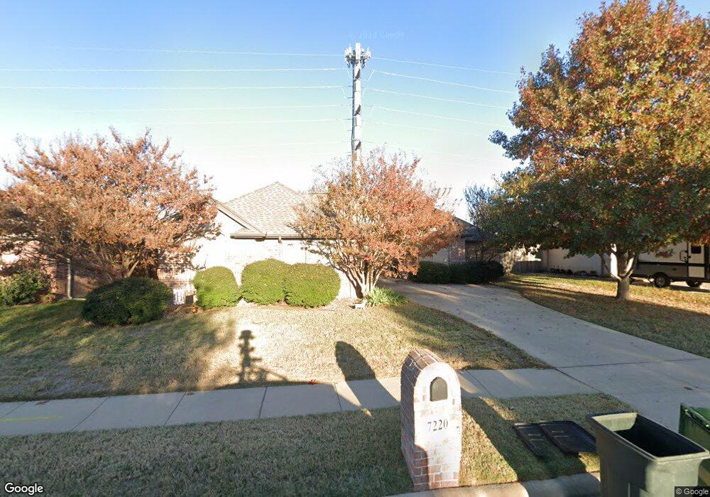 7220 Spring Oak Dr, North Richland Hills, TX 76182 - photo 1