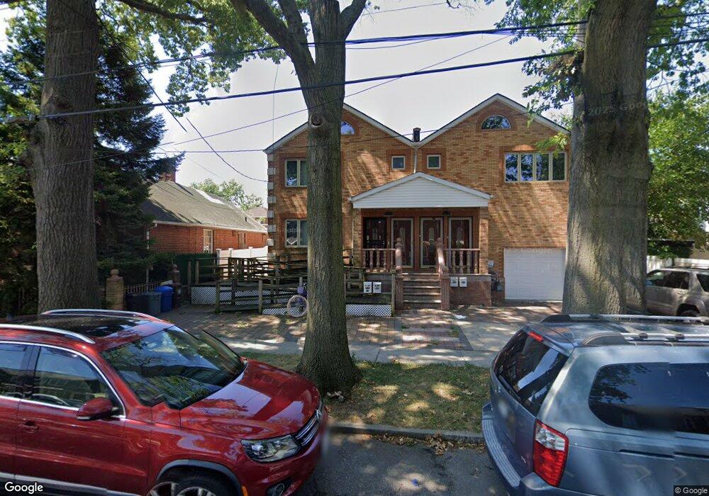 7512 167th St unit 1/F, Fresh Meadows, NY 11366 - photo 1