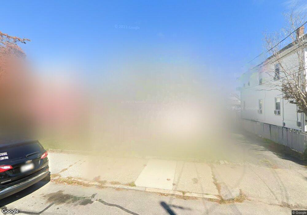 135 Chandler Ave, Pawtucket, RI 02860 - photo 1