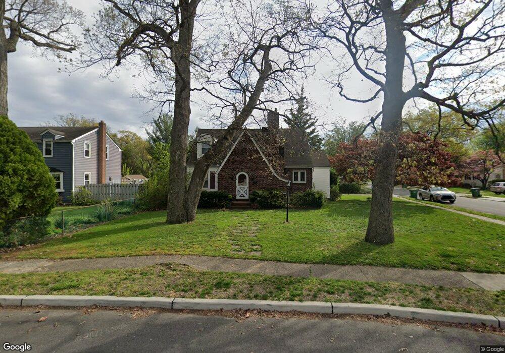 702 Walnut St, Palmyra, NJ 08065 - photo 1