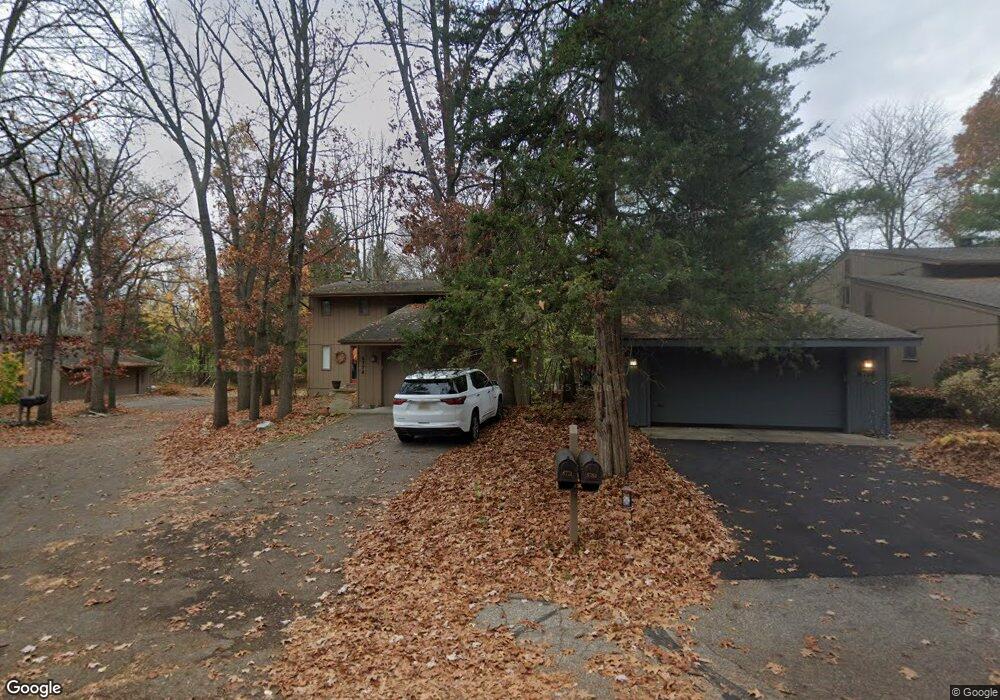 6768 Red Cedar Ln unit 17, West Bloomfield, MI 48324 - photo 1