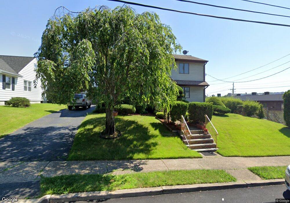 12 Carroll Place, Totowa, NJ 07512 - photo 1