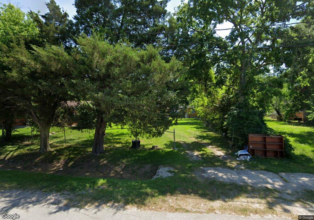 3906 Leffingwell St, Houston, TX 77026 - photo 1