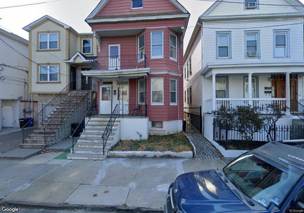 934 Anna St, Elizabeth, NJ 07201 - photo 1