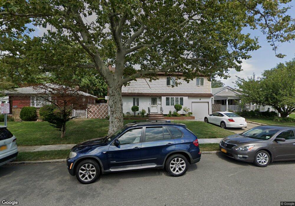 1158 Palermo Ct, Franklin Square, NY 11010 - photo 1