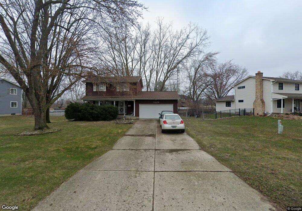 1220 Stonehenge Rd, Flint, MI 48532 - photo 1