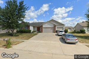 109 Kendahl Ct, Hudson, IL 61748