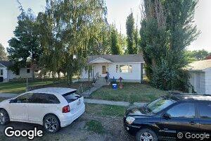 442 N 6th Ave, Forsyth, MT 59327