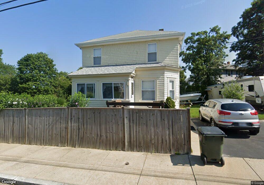 530 Aetna St, Fall River, MA 02721 - photo 1