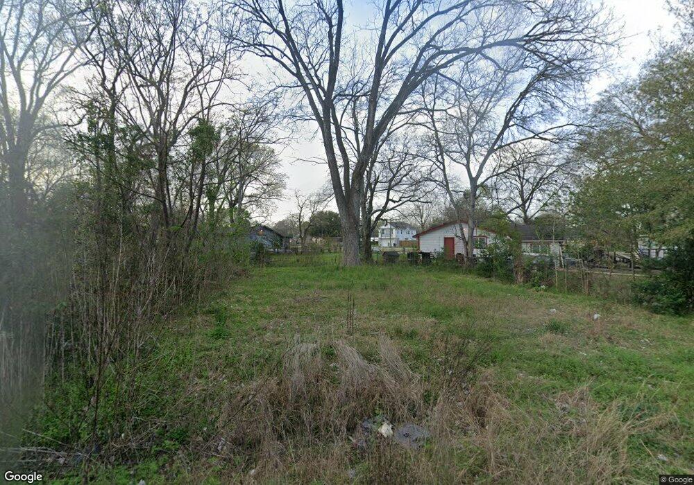 910 Marjorie St, Houston, TX 77088 - photo 1