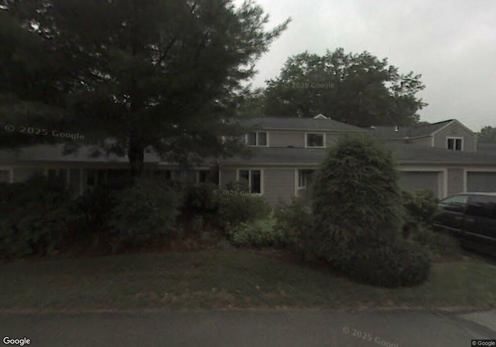 41 Walden Pond Dr, Nashua, NH 03064 - photo 1