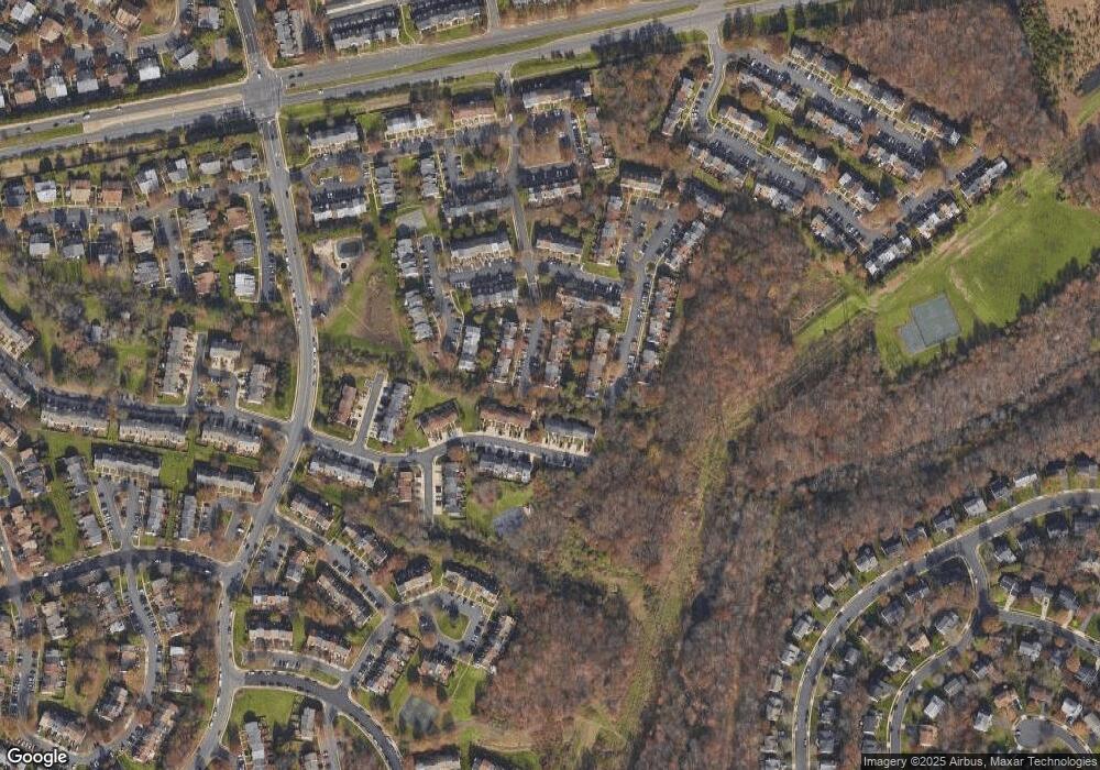 6219 William Mosby Dr, Centreville, VA 20121 - photo 1