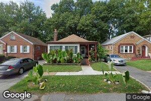 10059 Diamond Dr, Saint Louis, MO 63137