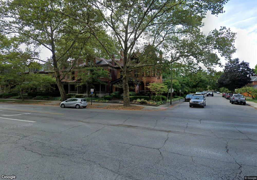 871 Neil Ave, Columbus, OH 43215 - photo 1