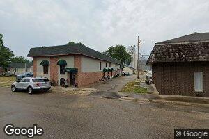 132 W Adams St, Greenview, IL 62642