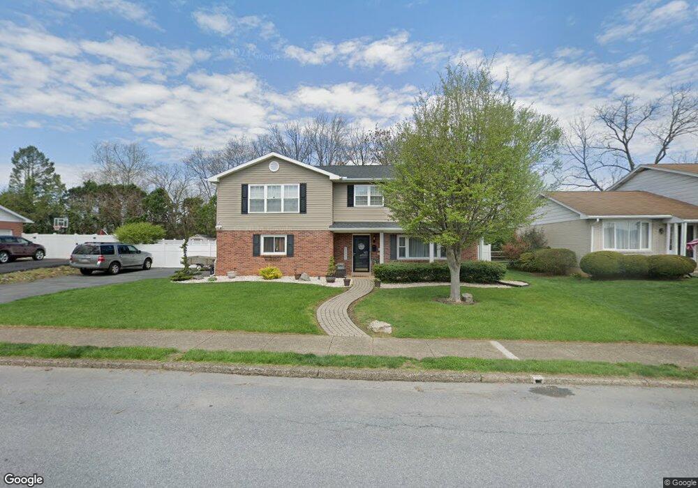1107 W Highland St, Whitehall, PA 18052 - photo 1