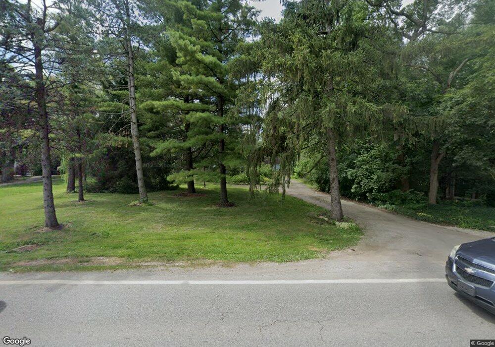 881 E Cooke Rd, Columbus, OH 43224 - photo 1