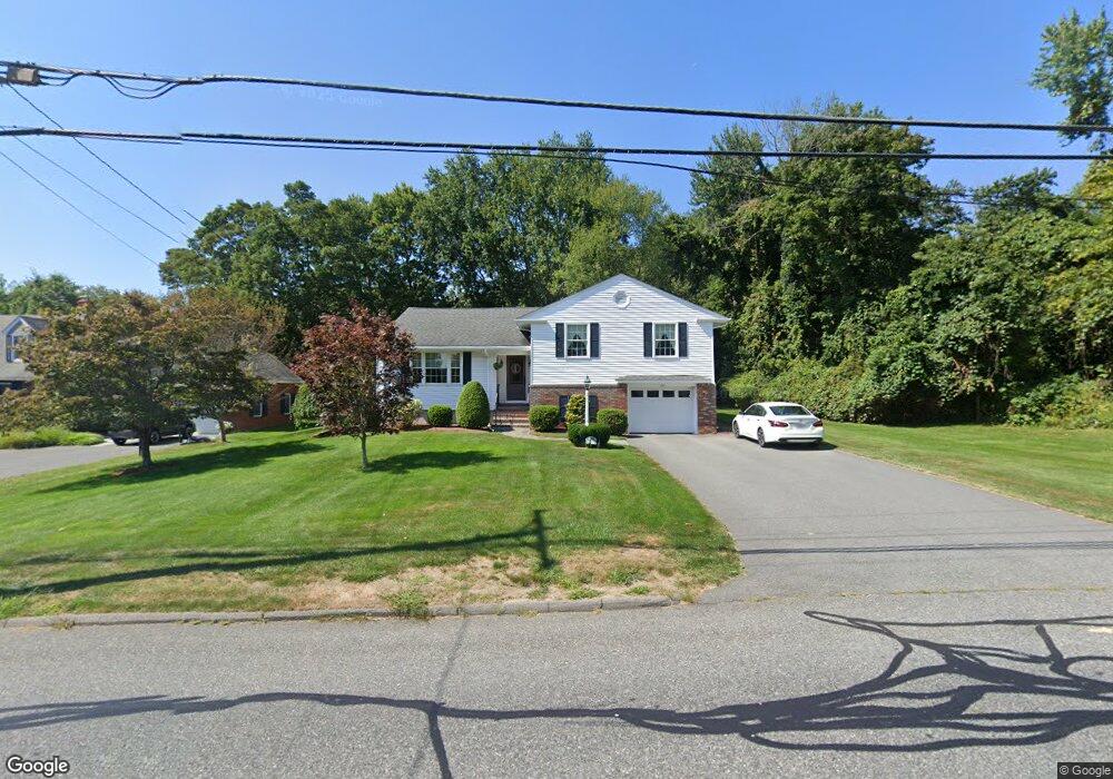 24 Highland St, Milford, MA 01757 - photo 1