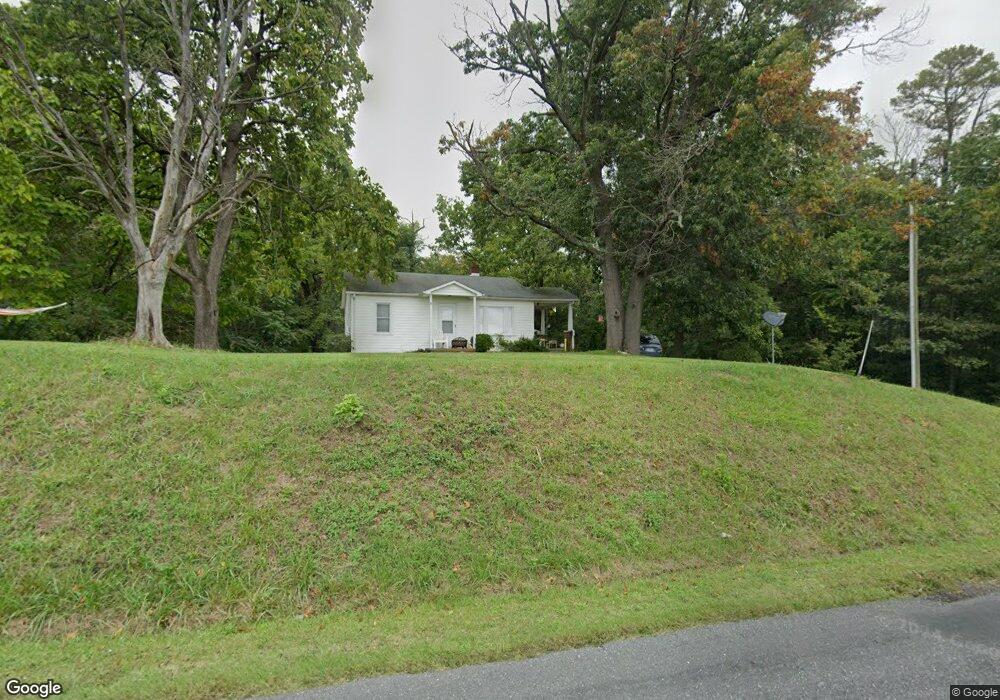 1426 Indian Ridge Rd, Stuarts Draft, VA 24477 - photo 1